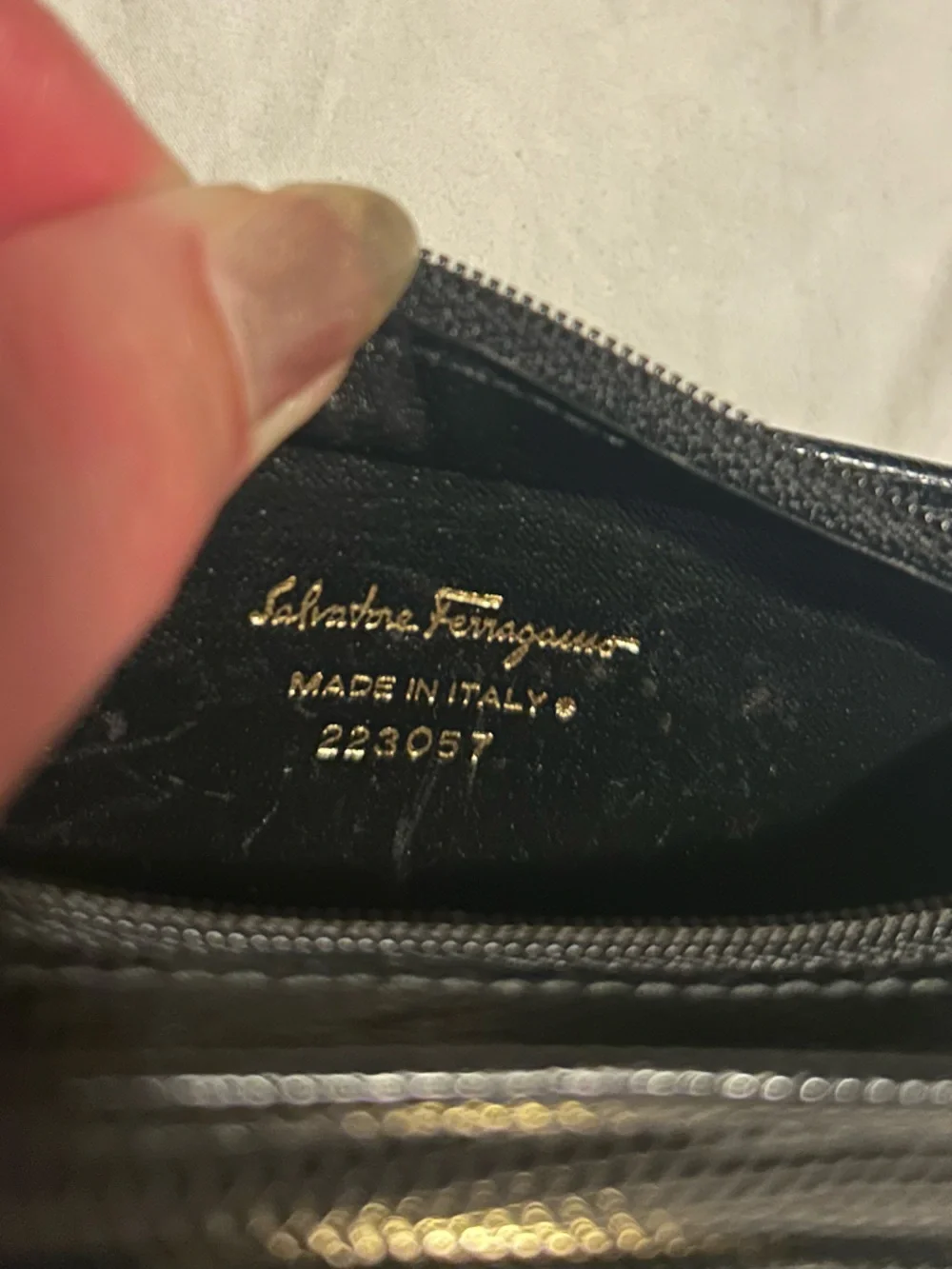 Salvatore Ferragamo Black Lizard-Embossed Vara Bow Keyring Wallet